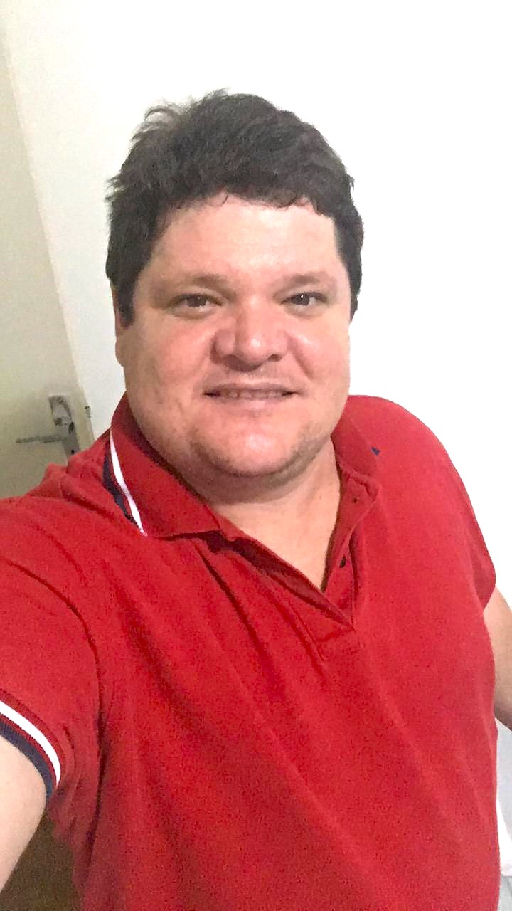 Foto de AIRTON TORRES CARVALHO