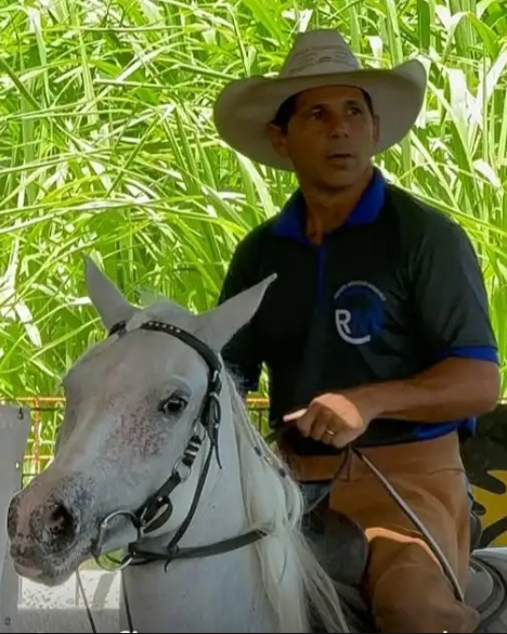 Foto de DOUGLAS PEDROSA